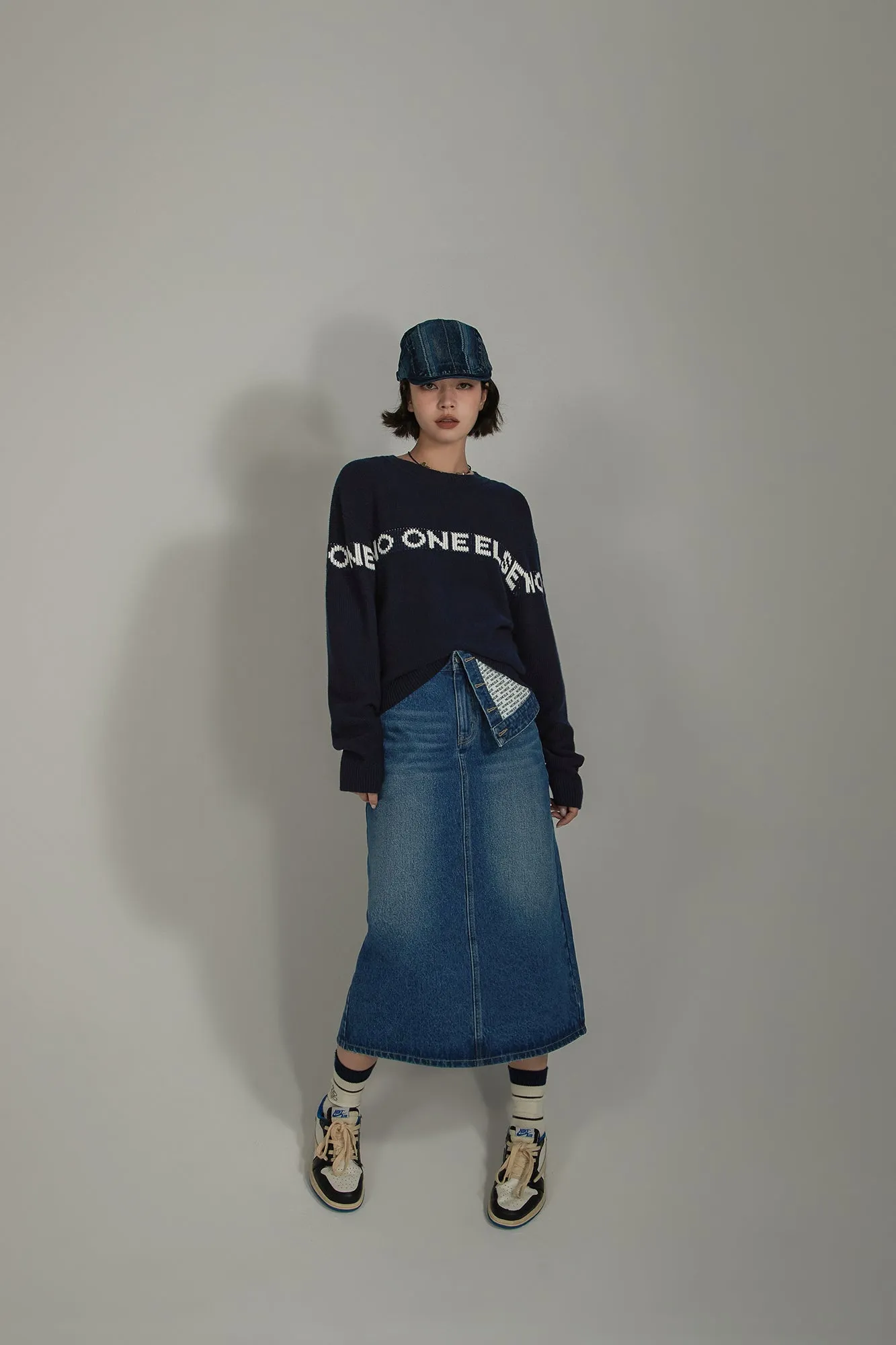 Logo Lettering Basic Knit Sweater