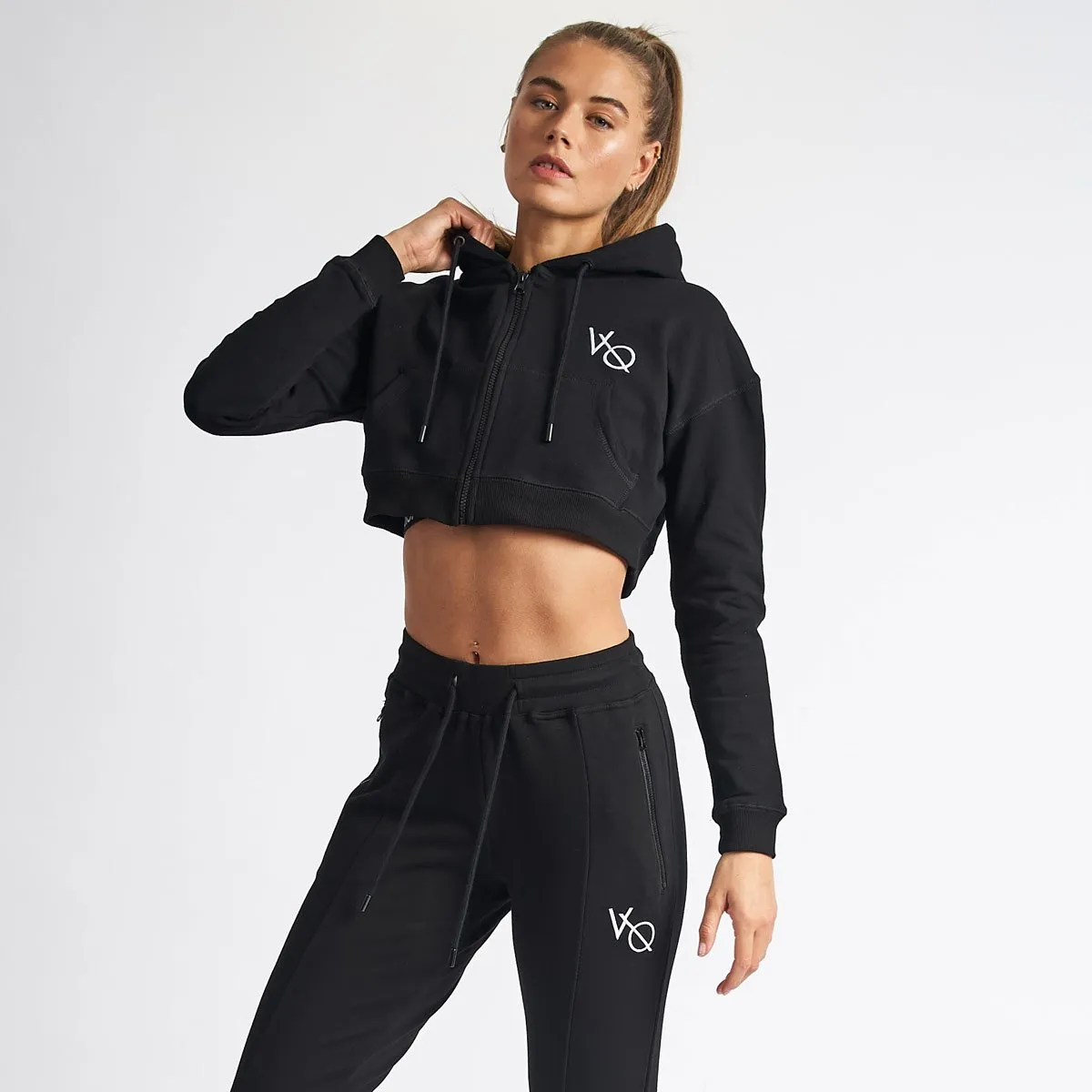 Vanquish Women's Black Essential Cropped Hoodie