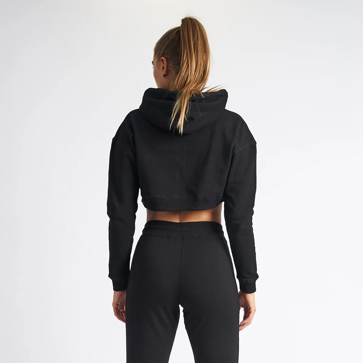 Vanquish Women's Black Essential Cropped Hoodie