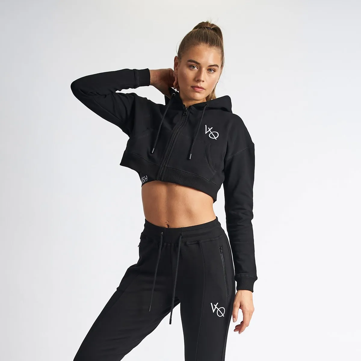 Vanquish Women's Black Essential Cropped Hoodie