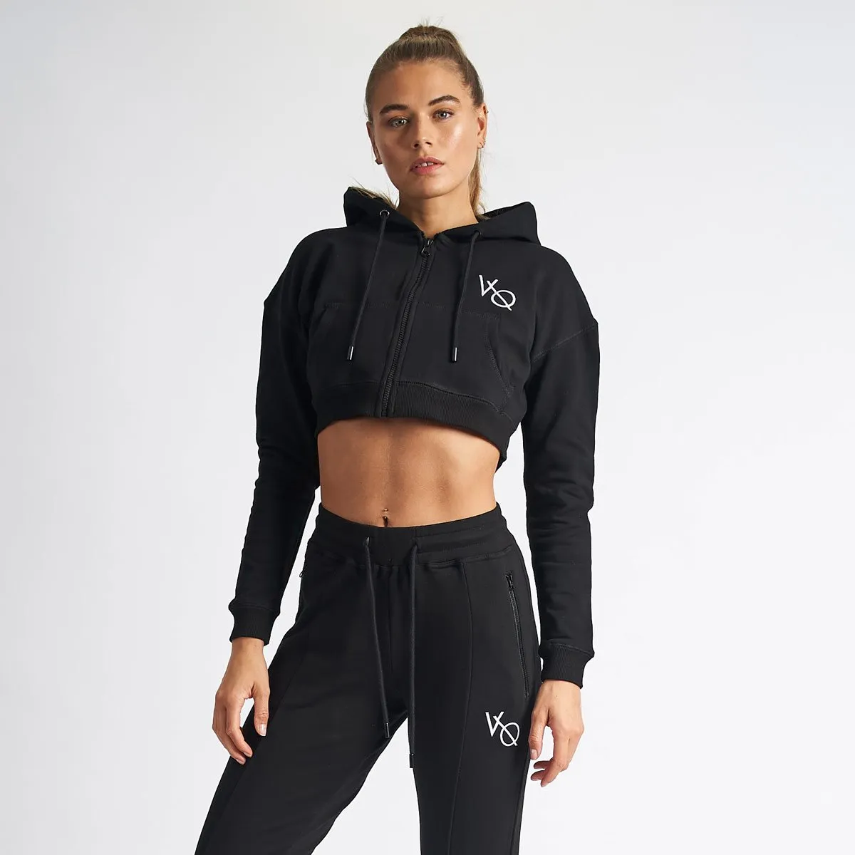 Vanquish Women's Black Essential Cropped Hoodie