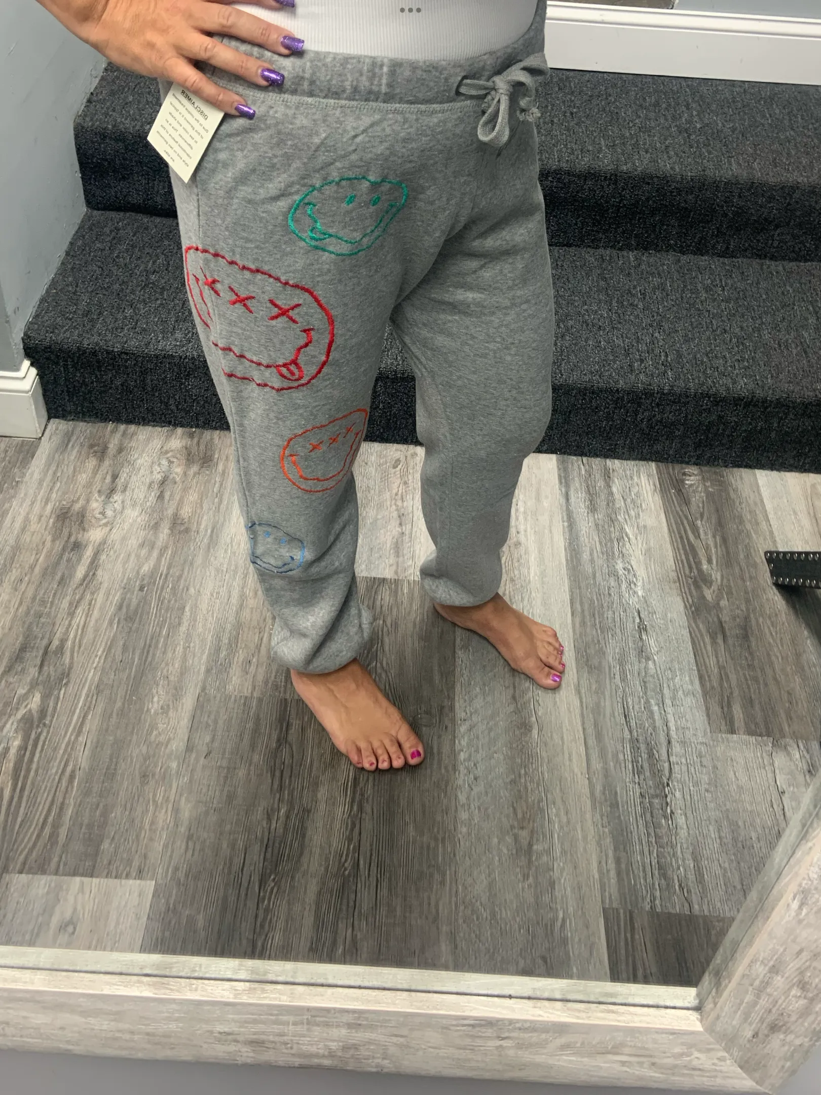 VINTAGE HAVANA HEATHER GREY BURNOUT FLEECE JOGGERS W/ SMILEY EMBROIDERY